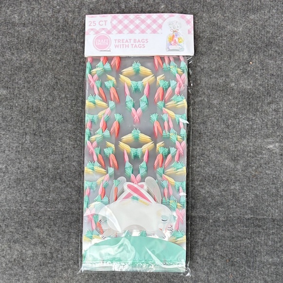 25 Ct Easter Treat Bags with Tags - Picture 6 of 8